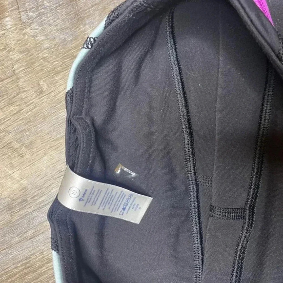 Ivivva Girls Shorts Reversible Size 10 -FINAL - Picture 2 of 6